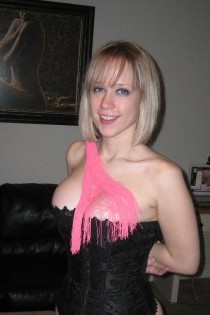 , 22  female escort, grandforks